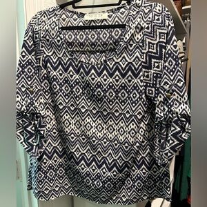 Peach Love Cream - California brand navy blue and white blouse. Size medium.